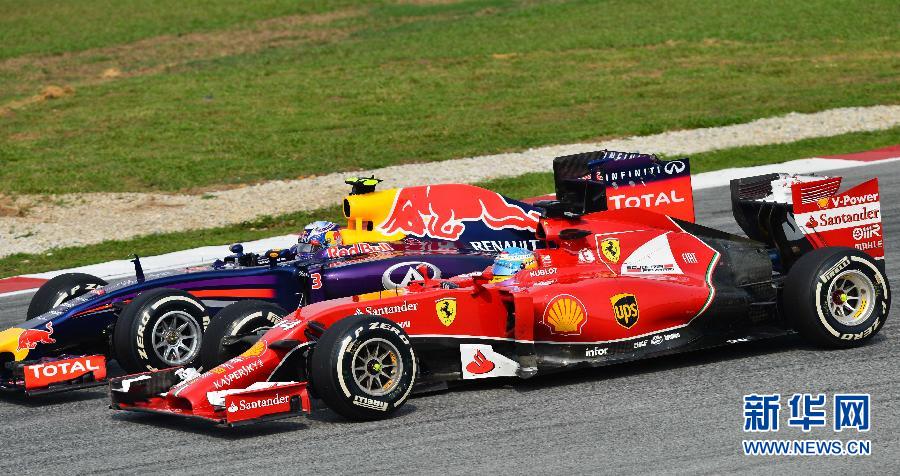 索伯车队完胜梅赛德斯,阿隆索状态火热 索伯车队完胜梅赛德斯,阿隆索状态火热