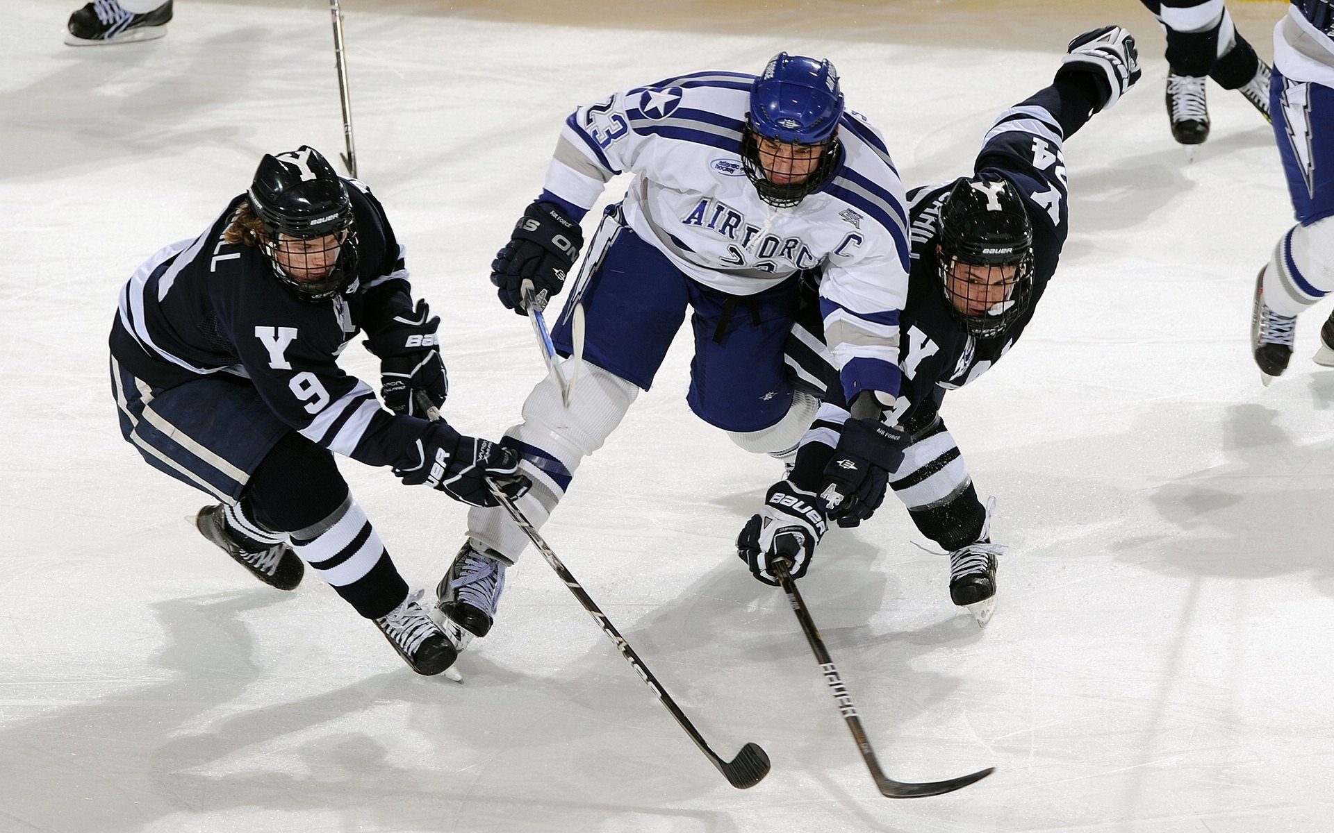平行宇宙的终场哨，当山西队跨时空带走掘金，勒布朗·詹姆斯为何成为风暴眼？